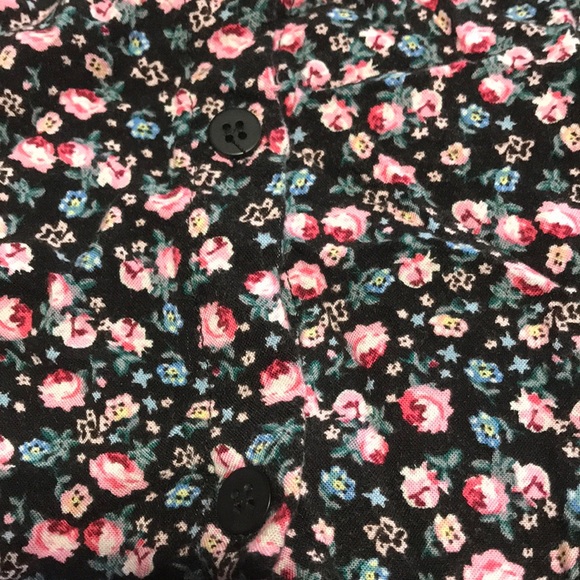 Cute flowy skirt - Picture 2 of 3